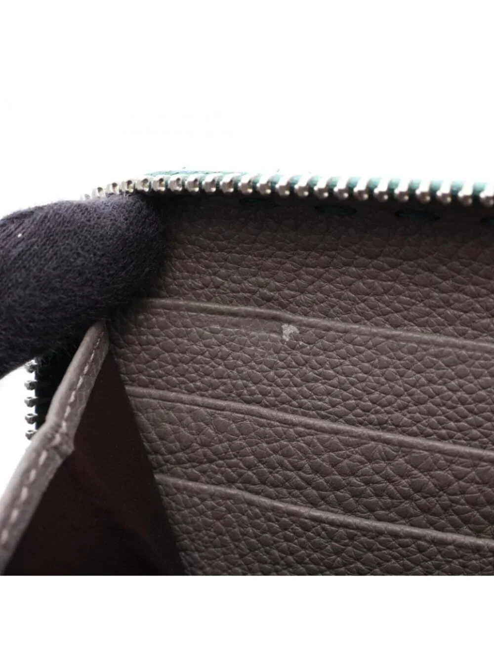 Fendi Round Length Wallet Selleria Green Leather